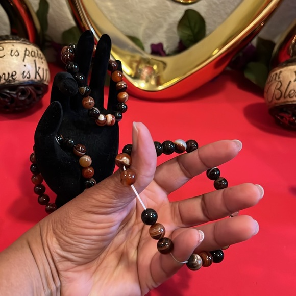 1pc Sardonyx Carnelian Crystal 10mm Round Bead Healing Balance Bracelet - Picture 4 of 4